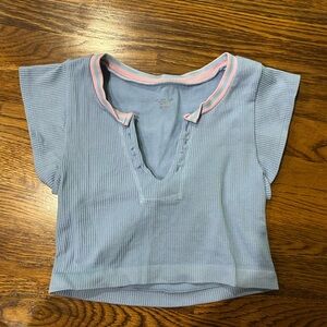 Light Blue Ribbed Crop Top with Pink Trim